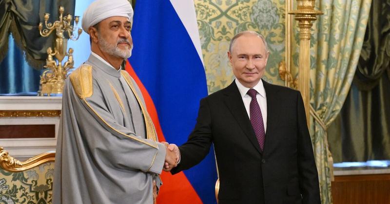 Oman’s sultan talks Iran-US nuclear mediation with Putin in first Russia visit