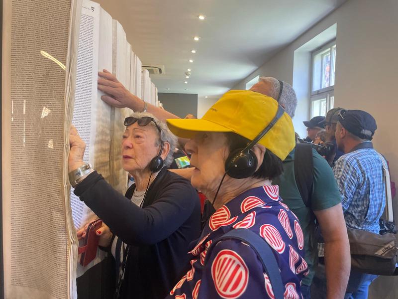 Hostage families join Holocaust survivors ahead of 2nd Auschwitz march since Oct. 7