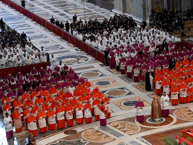 Le pape François: ite missa est