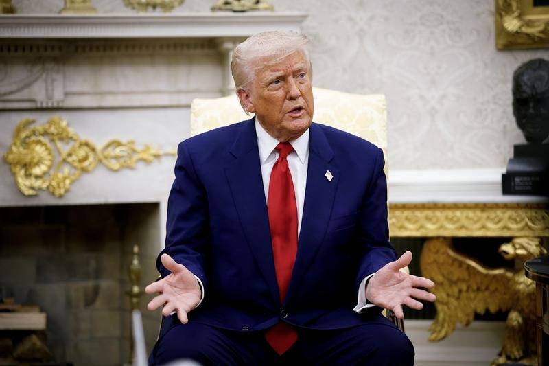 Trump Reduced to Begging Putin on Social Media to Stop Bombing Ukraine