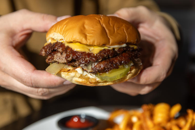 The secret burger Warriors fans are discovering steps from Chase Center