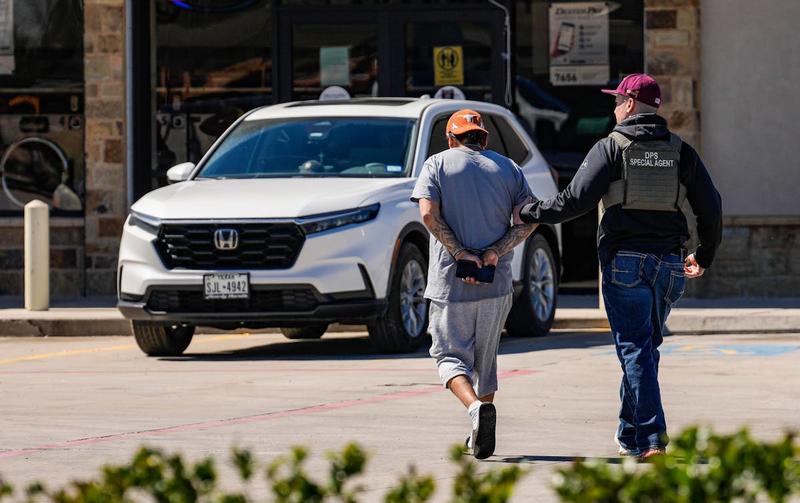 Trump DOJ Ordered ICE to Invade Homes Without Search Warrant