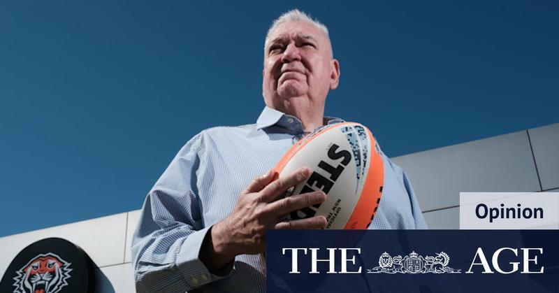 Wests Tigers boss takes holiday in US as Galvin crisis engulfs club