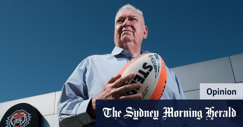 Wests Tigers boss takes holiday in US as Galvin crisis engulfs club