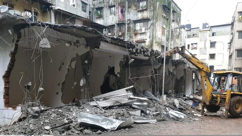 Supreme Court Issues Orders To Demolish Illegal Buildings In Maharashtra