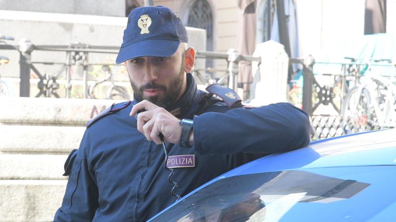 Pavia, derubata famiglia di turisti francesi: via tutte le valigie dalla Maserati