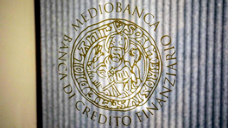 Mediobanca lancia un’Ops di 6,3 miliardi su Banca Generali. La risposta dopo l’offerta di Mps