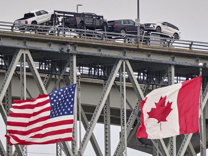 AGAR: Canadians should keep calm and carry on at U.S. border