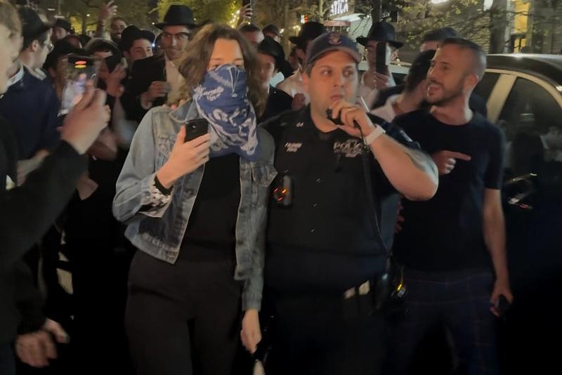 Tensions boil in Brooklyn after clashes outside synagogue, threats to Jewish community