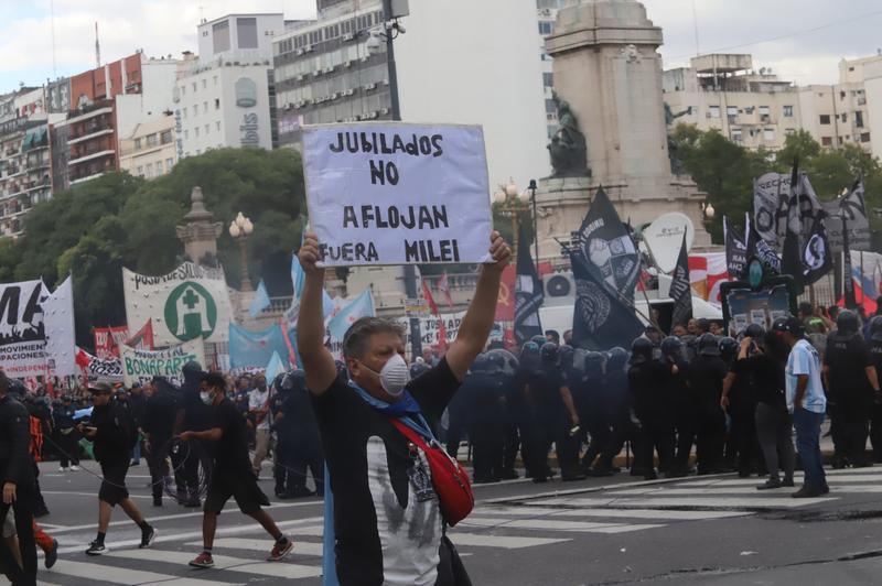 Amnesty International warns of ‘fast-paced setback’ in Argentine human rights under Milei