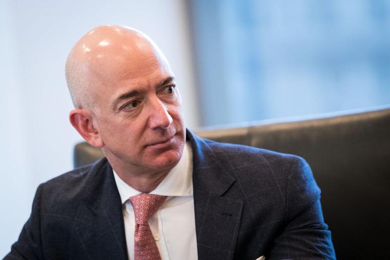 “Pissed” Trump Called Jeff Bezos to Yell About Amazon Tariffs Report