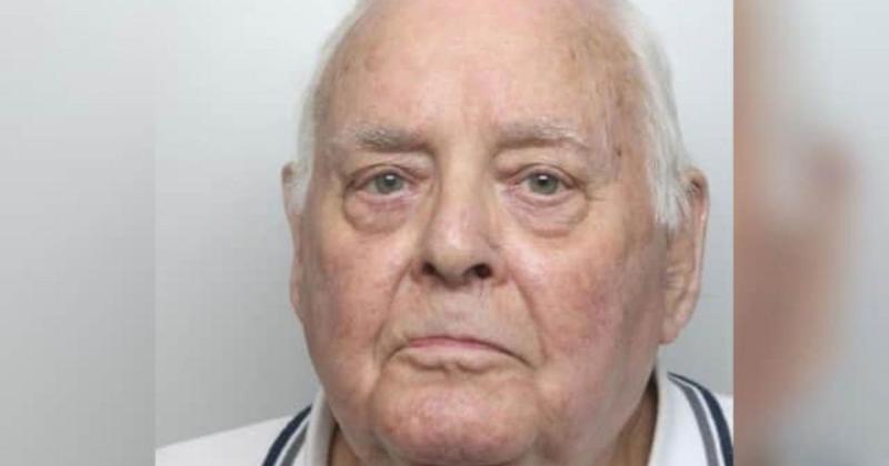 Paedophile who tried to lure children with sweets found dead in prison cell
