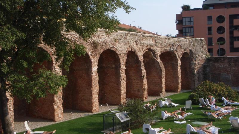 Milano nasconde segreti romani sotto l’asfalto: “La città ritrovi un’identità partendo da quei resti”