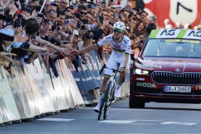 Tadej Pogacar, el deportista del momento