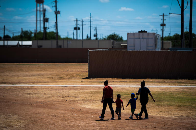 The Trauma of Family Detention Centers 