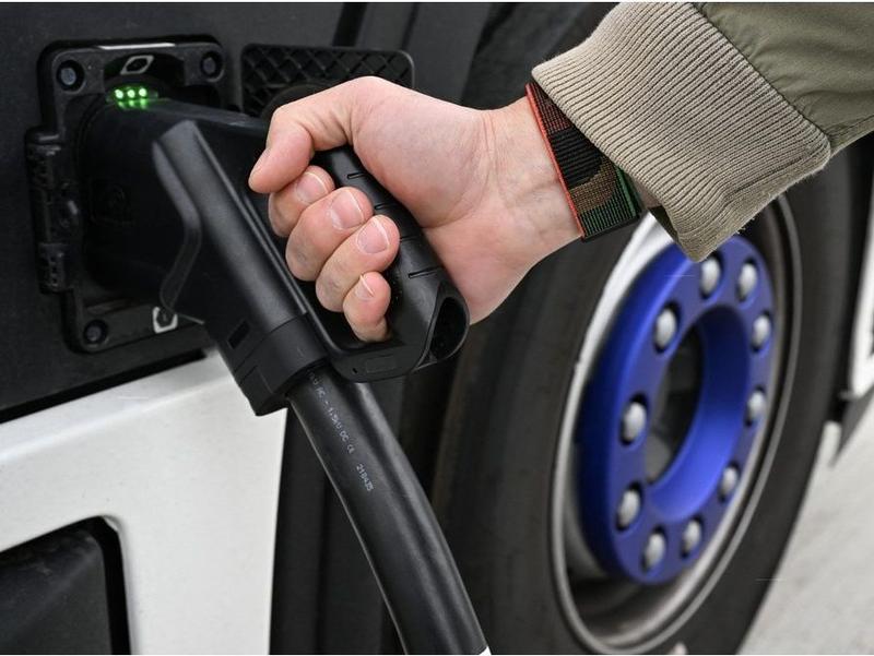 GREEN: Carney should pull the plug on Canada’s EV revolution