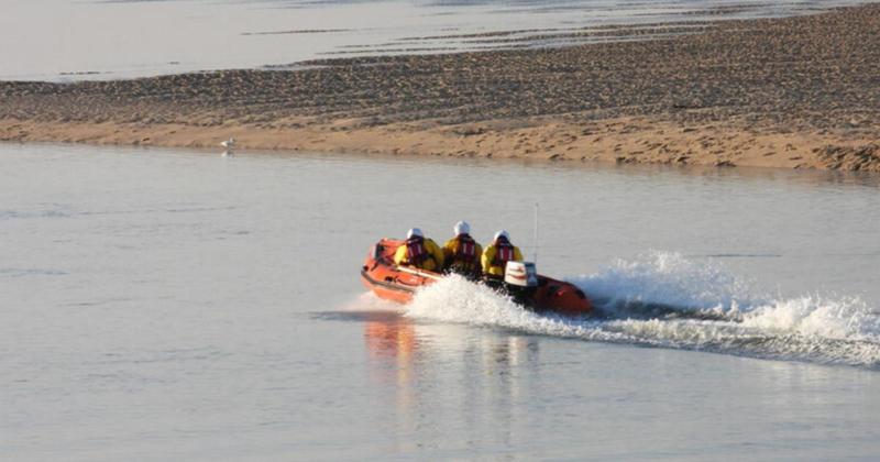 Four people stranded on sandbank off Norfolk coast