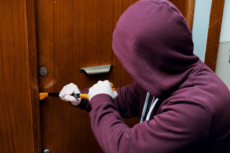 Brickbat: License To Break and Enter