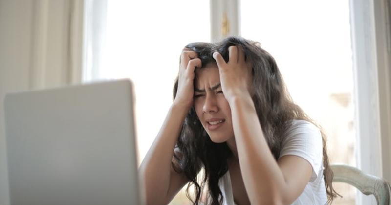 The Mindfulness Secret to Letting Stuff Go? Be Like Teflon