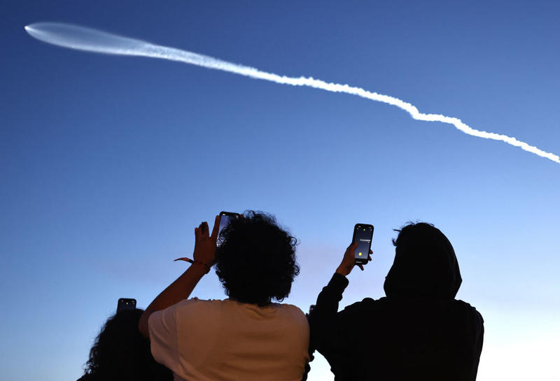 6 Space Missions to Watch in May: Starlink, Axiom, China and Rocket Lab