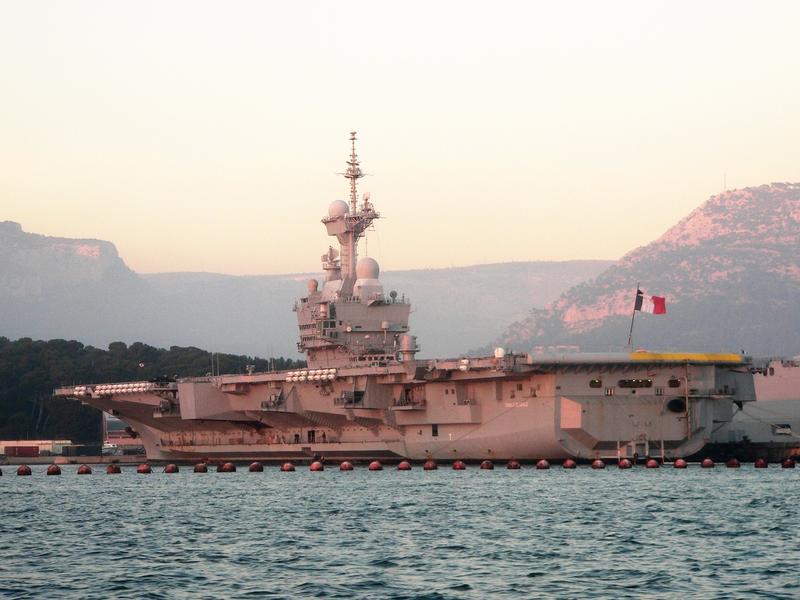 French Carrier Charles De Gaulle Returns to Port After 5 Months at Sea