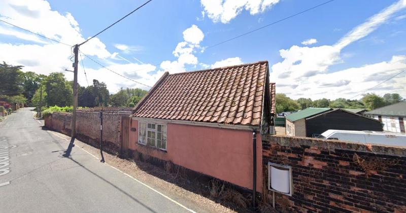 Plans to demolish 'dangerous' cottage in town's beauty spot resurface