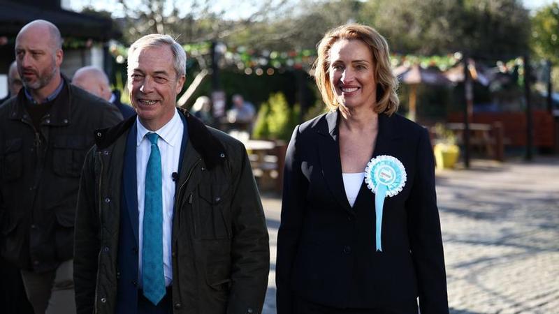 Los ultras de Farage cogen fuerza en las elecciones locales en el Reino Unido a costa de los dos grandes partidos