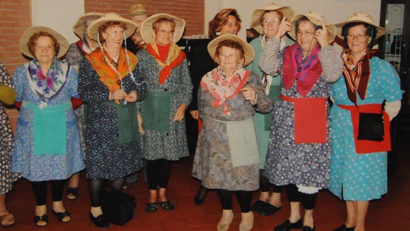 Melegnano saluta Alda Pasta, l’anima del Coro delle Mondine è morta a 96 anni: “Cantava i diritti delle lavoratrici”