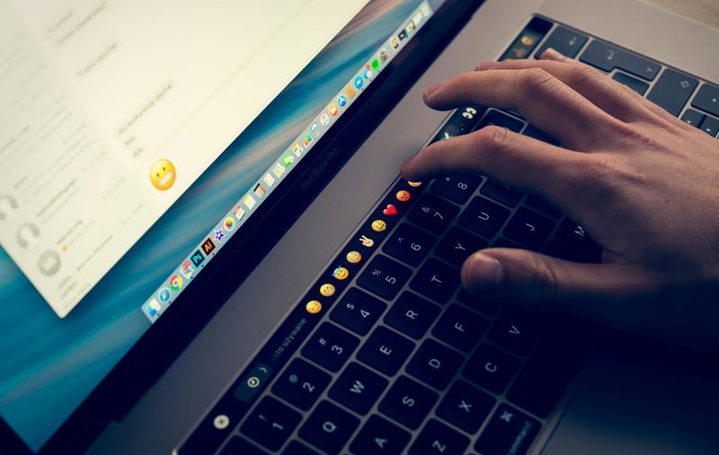 Moins de syntaxe, plus de pulsions… Les enjeux de l’écriture à l’ère du numérique