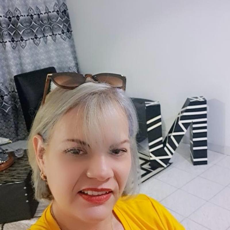 Rostro de mujer | Docente venezolana con un henchido corazón martiano