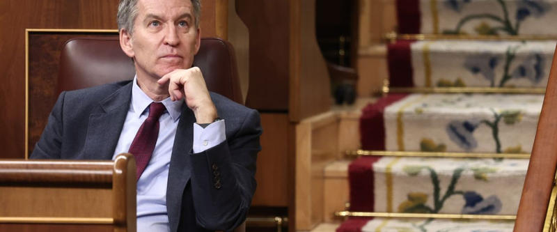Señalan a Feijóo por su silencio ante el atentado al PSOE en Cantabria: 