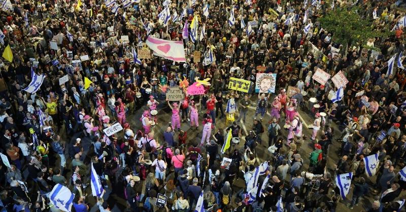 Israel calls up tens of thousands of reservists for Gaza offensive