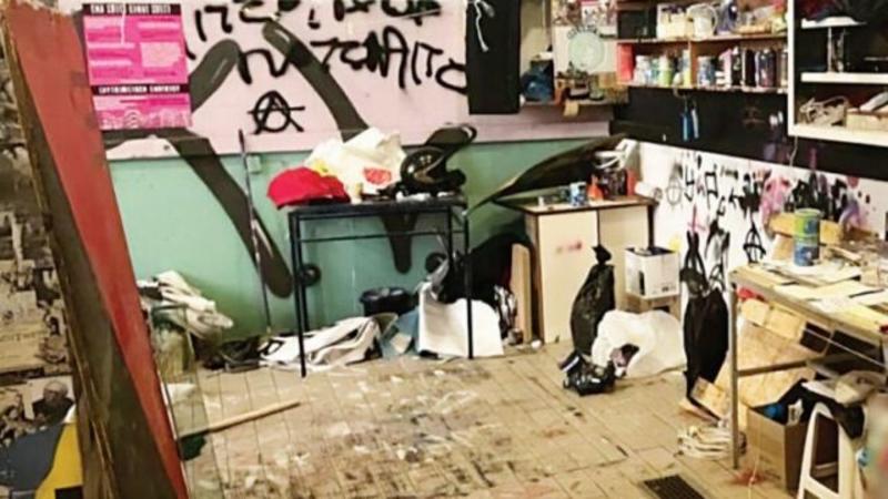 Το κόµπλεξ των αστικών κοµµάτων
