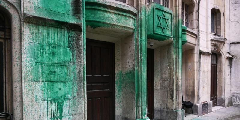 Israels Präsident verurteilt Vandalismus gegen Synagogen in Paris