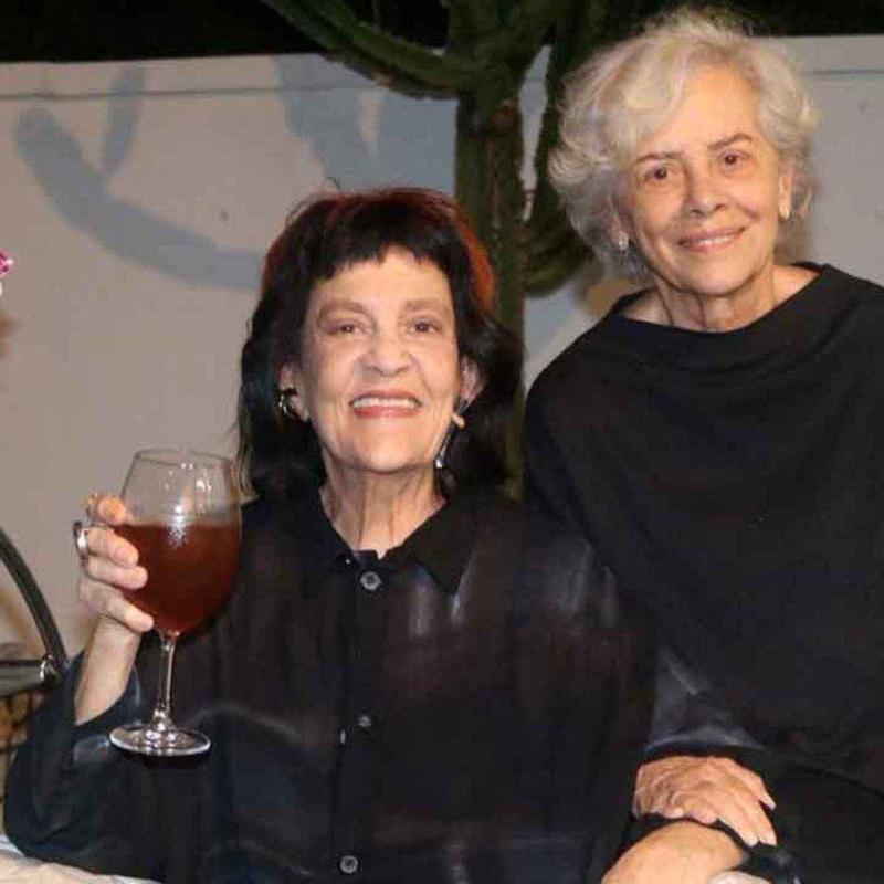 Estilista mineira comemora seus 76 anos com declaração de amor à vida