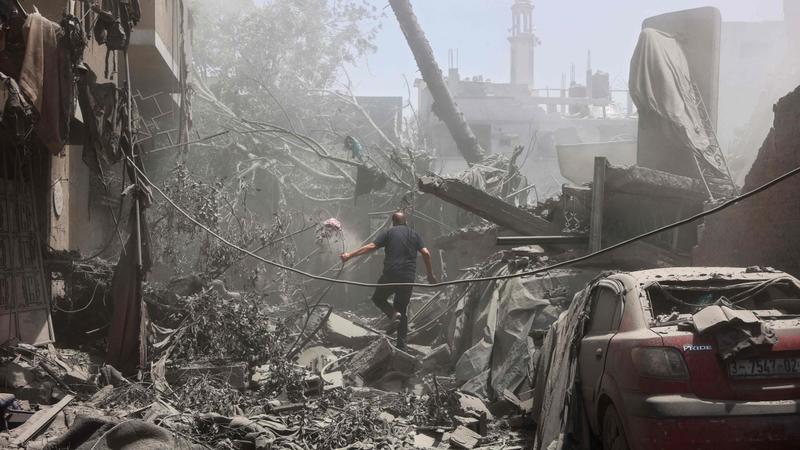 Gaza e Hamas, Vali Nasr: «Il nodo è la durata dello stop. Chi comanda nella Striscia vede i rapiti come l’unica carta»
