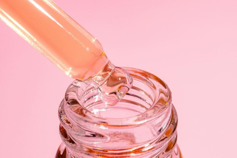 What is retinol? And will it make my acne flare? 3 experts unpack this trendy skincare ingredient