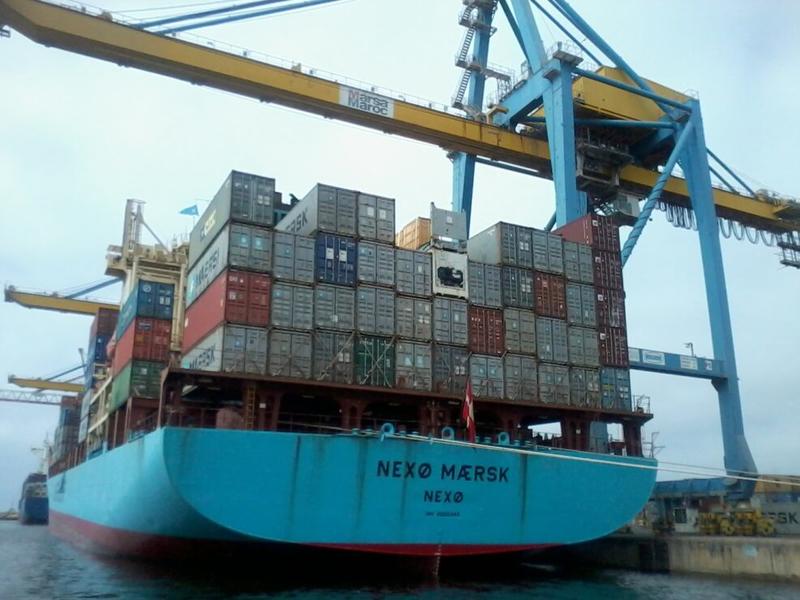 Waffenlieferungen an Israel: Französische Hafenarbeiter:innen machen Maersk Strich durch die Rechnung