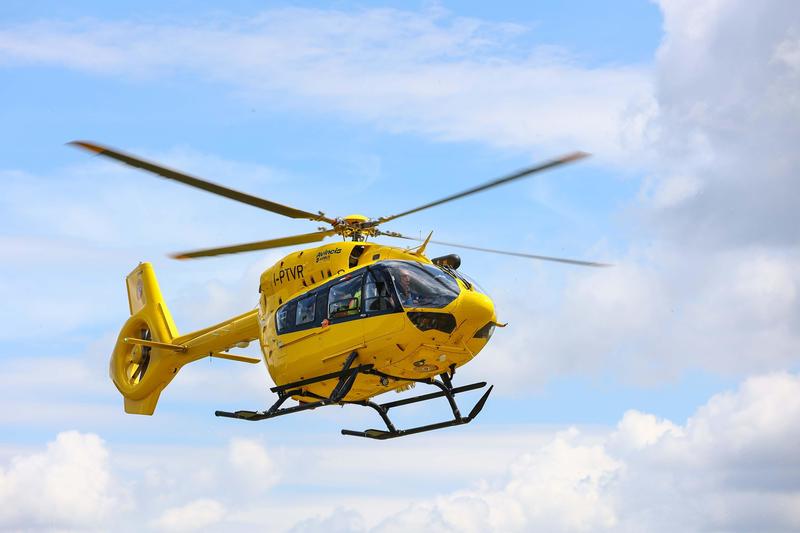 Ponte di Legno, incidente sul Tonale: cade dalla moto in curva. Grave centauro