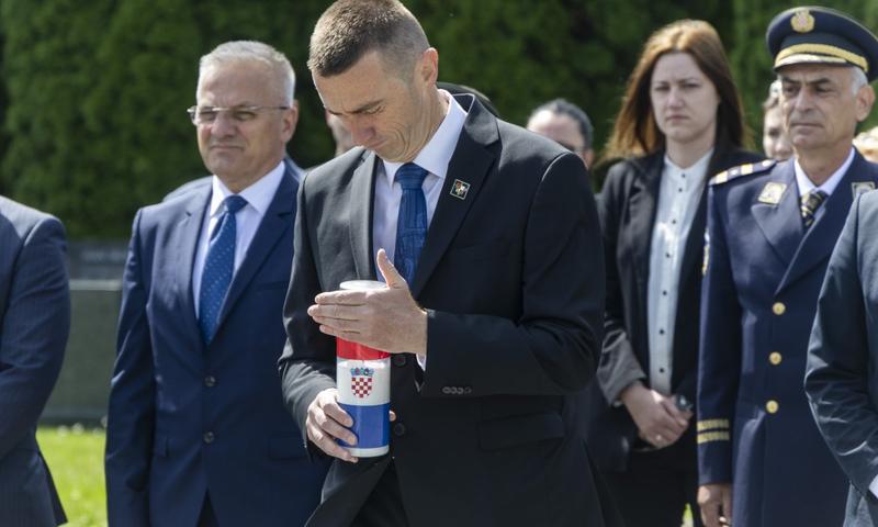 komentar višeslava raosa Domovinski pokret je na putu bez povratka, a u ovom slučaju slijede novi problemi