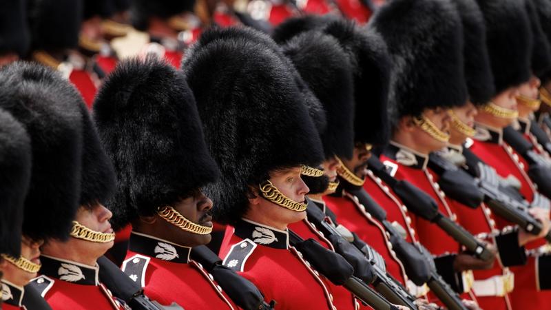 «Così Londra si prepara alla guerra mondiale»: bombardieri nucleari e sottomarini d’attacco, il nuovo piano militare britannico