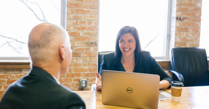 4 Steps to Successfully Navigate Power Dynamics at Work
