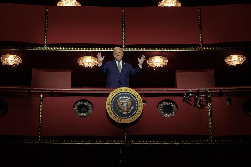 Trump’s Takeover Wrecks Kennedy Center as Subscriptions Plummet