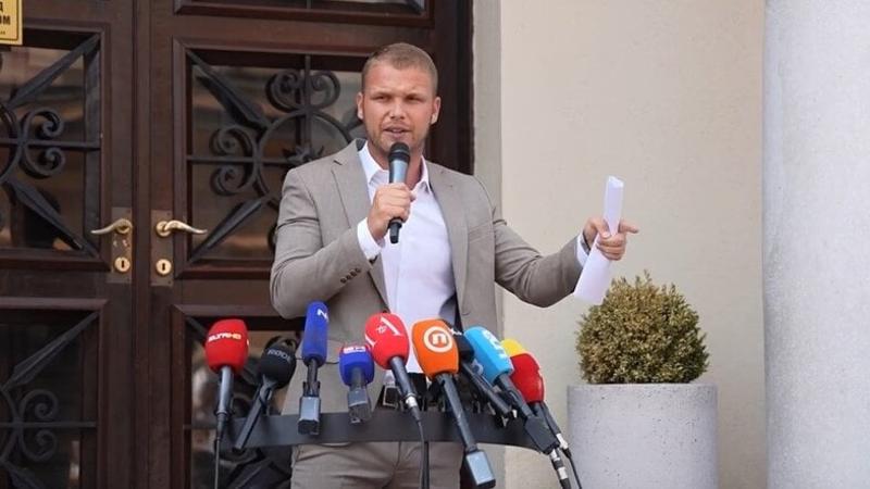 Stanivuković: Dodik slagao da je opozicija u RS pristala da BiH postane centar za migrante