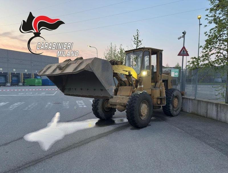 L’assalto di Lacchiarella, il copione sempre uguale e la pista che porta verso l’Est