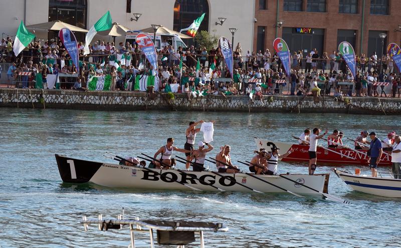 Livorno, i ladri non si fermano: rubata pure la coppa a punti della Risi'atori