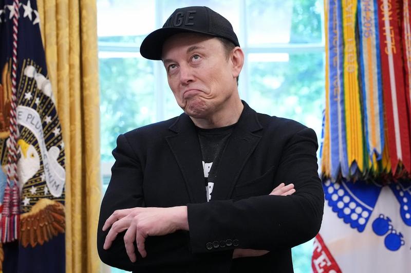 Trump Rages at Worsening Budget Bill Fiasco as Musk Admits It’s a Scam