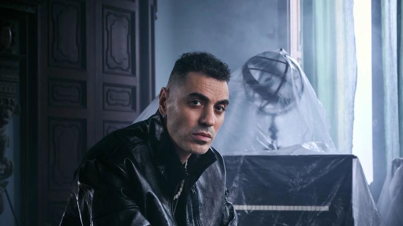 La distopia di Marracash: “Il rap italiano è vittima della narrazione ‘Easy’. Il live? Matilda De Angelis darà voce ai pensieri più intimi”