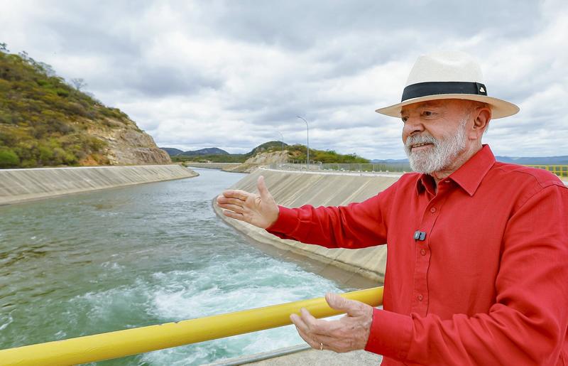 Lula interpreta a vontade divina 