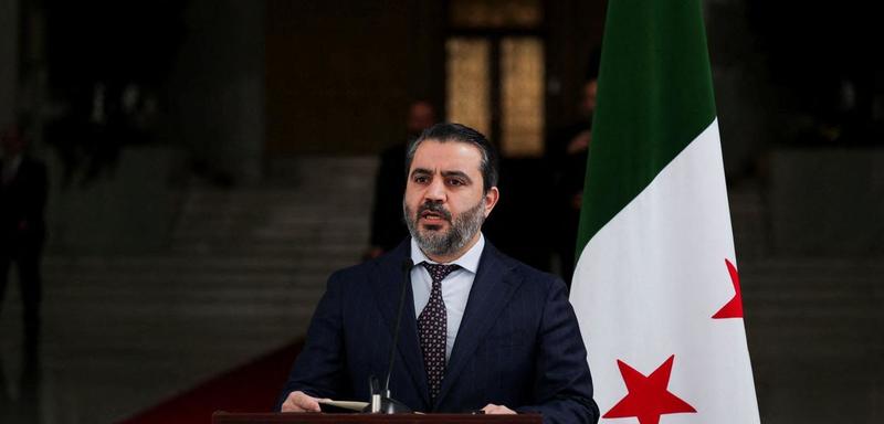 Apoiado por EUA e França, governo sírio busca legitimidade, mas raiz jihadista e tensão com Israel desafiam estabilidade